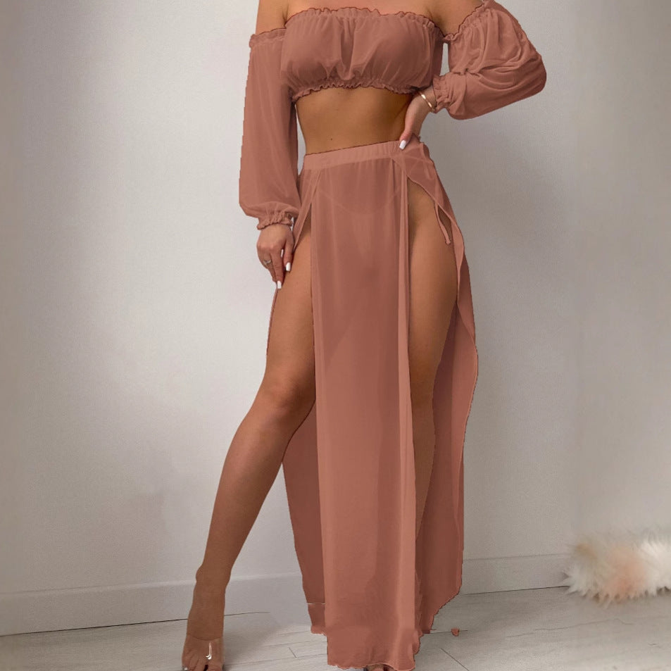 Damernas Eleganta Strandklänning med off-shoulder design och djupa sidsofterslitzar Mirla-Eva Jonsson