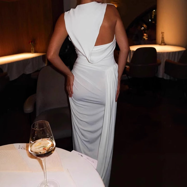 Damernas Eleganta Wrap-klänning med högslitsad design och asymmetrisk skärning Mirla-Eva Jonsson