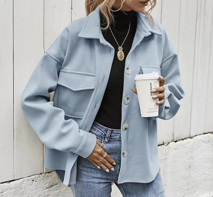 Damernas Fashionable Oversized-jacka med fickor och knäppning Mirla-Eva Jonsson