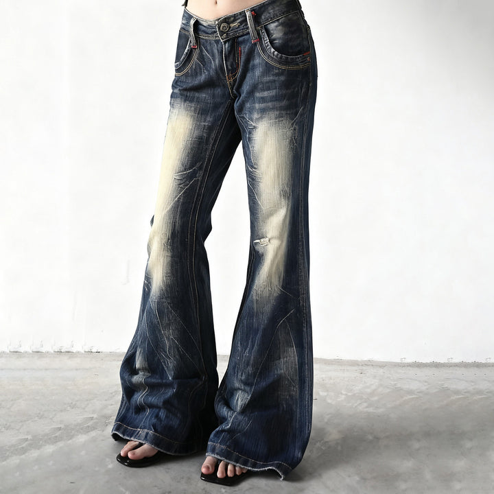 Damernas Flared Jeans med modernt Used-Look Mirla-Eva Jonsson