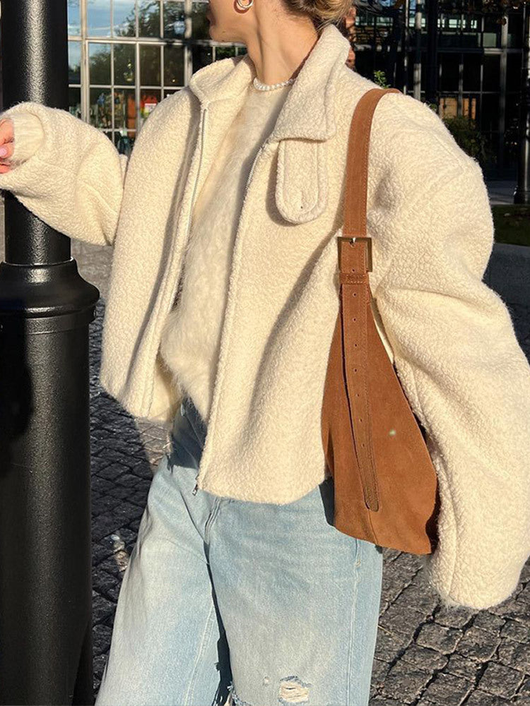 Damernas Fluffy övergångsjacka med avslappnad passform och applicerad krage Eva Jonsson-Eva Jonsson