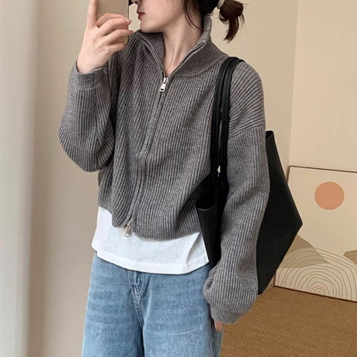 Damernas Kortärmad Stickad Tröja med Ståkrage och Dragkedja Eva Jonsson-Eva Jonsson