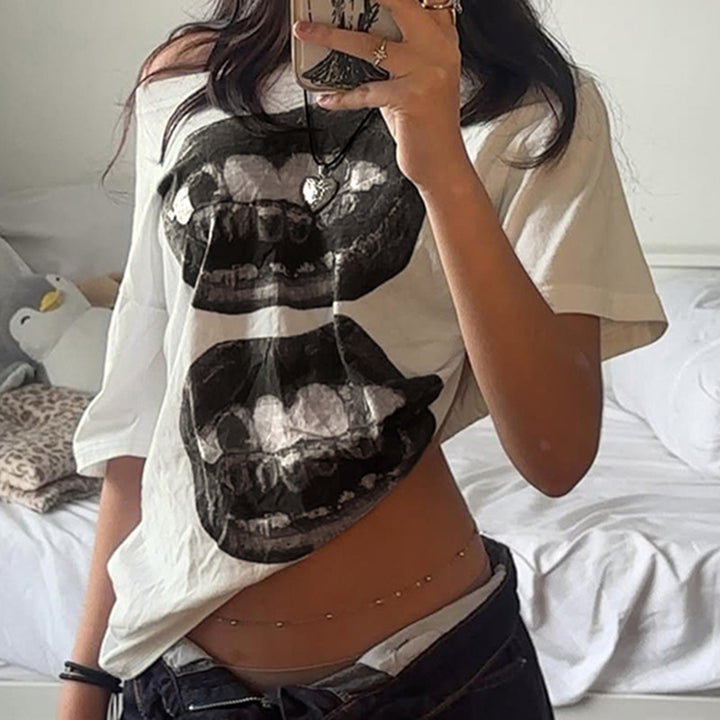 Damernas Kreativa Oversized T-Shirt med grafiskt tryck Mirla-Eva Jonsson