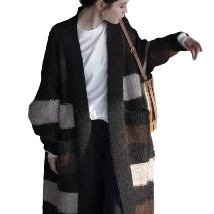 Damernas Lång Stickad Cardigan med Geometriskt Mönster Mirla-Eva Jonsson