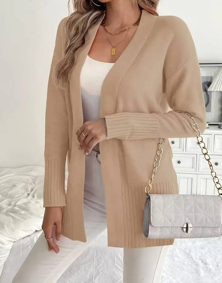 Damernas Lång Stickad Cardigan med fina Ribbdetaljer och avslappnad Snitt Eva Jonsson-Eva Jonsson