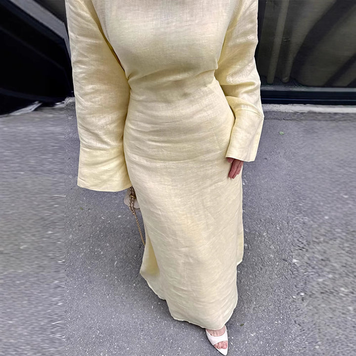 Damernas Långt, elegant Maxiklänning i lätt tyg med midjebälte Mirla-Eva Jonsson
