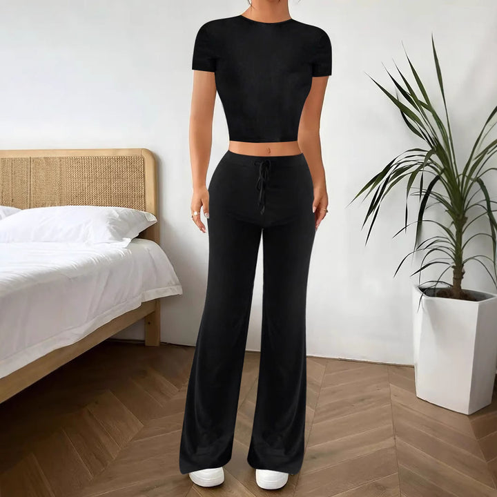 Damernas Lässigt Lounge-set med Crop-topp och löst snitt Mirla-Eva Jonsson