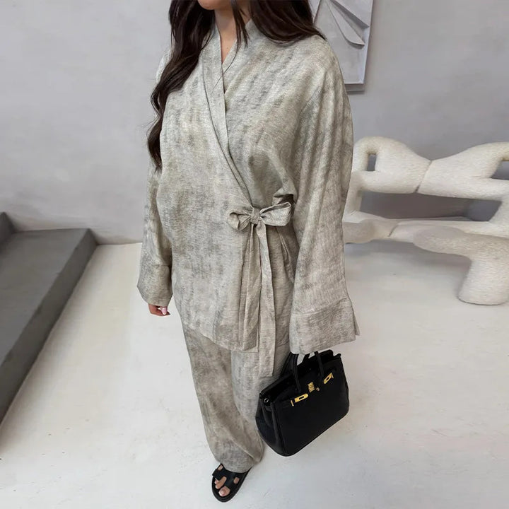 Damernas Lätt Loungewear Set med Vrickjacka och Vida Harembyxor Mirla-Eva Jonsson