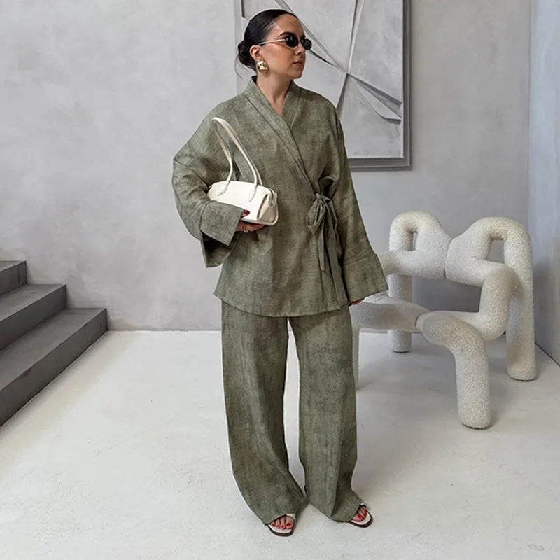 Damernas Lätt Loungewear Set med Vrickjacka och Vida Harembyxor Mirla-Eva Jonsson