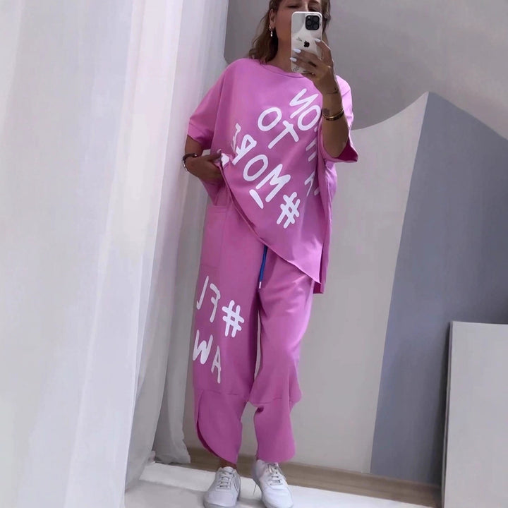 Damernas Lättsamt Oversized Fritidsset med Statementtryck Mirla-Eva Jonsson