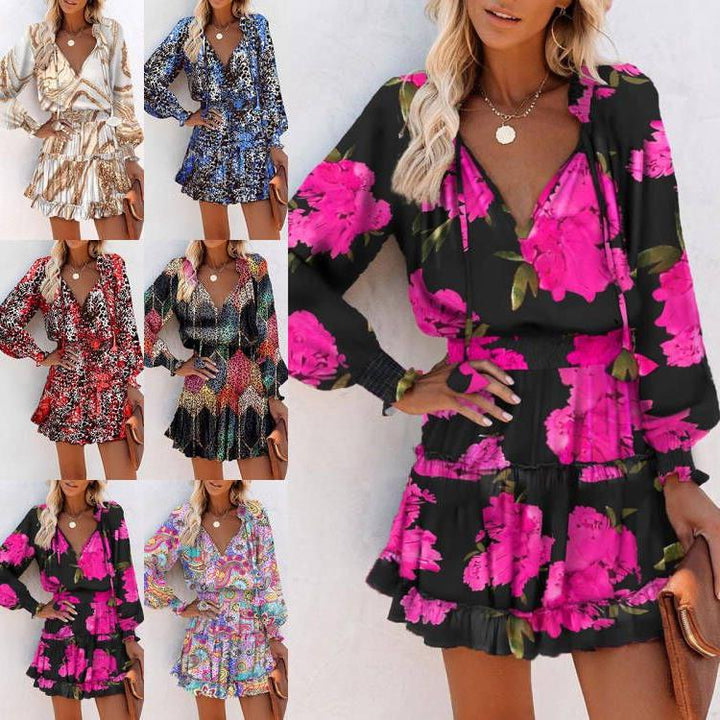 Damernas Leksamt Miniklänning med färgglad mönster och volangdetaljer Eva Jonsson-Eva Jonsson