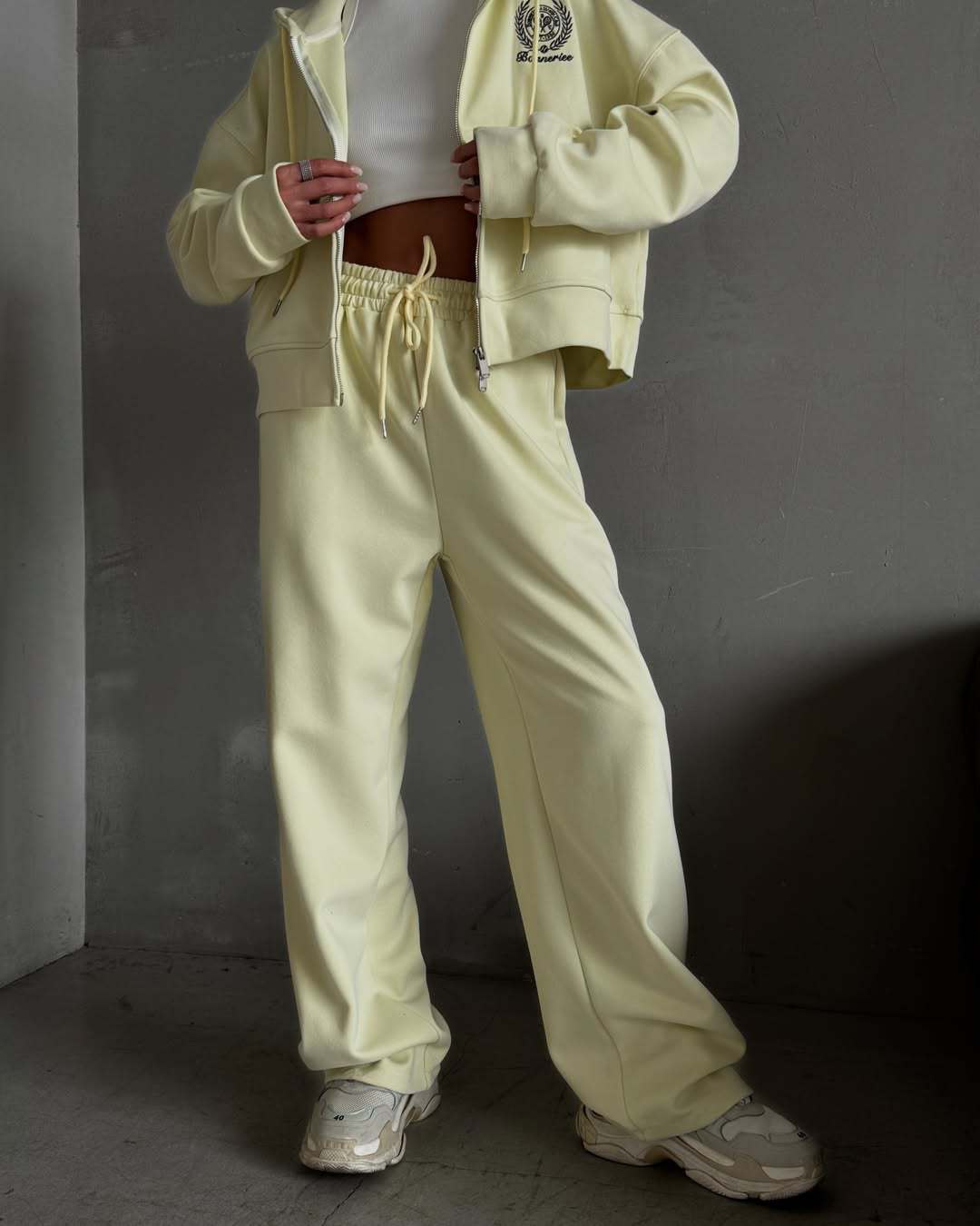 Damernas Loungewear Set med Huvtröja och Vida Byxor Mirla-Eva Jonsson