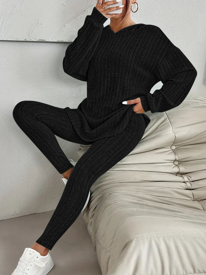 Damernas Loungewear Set med V-utfskärning och lös passform Mirla-Eva Jonsson