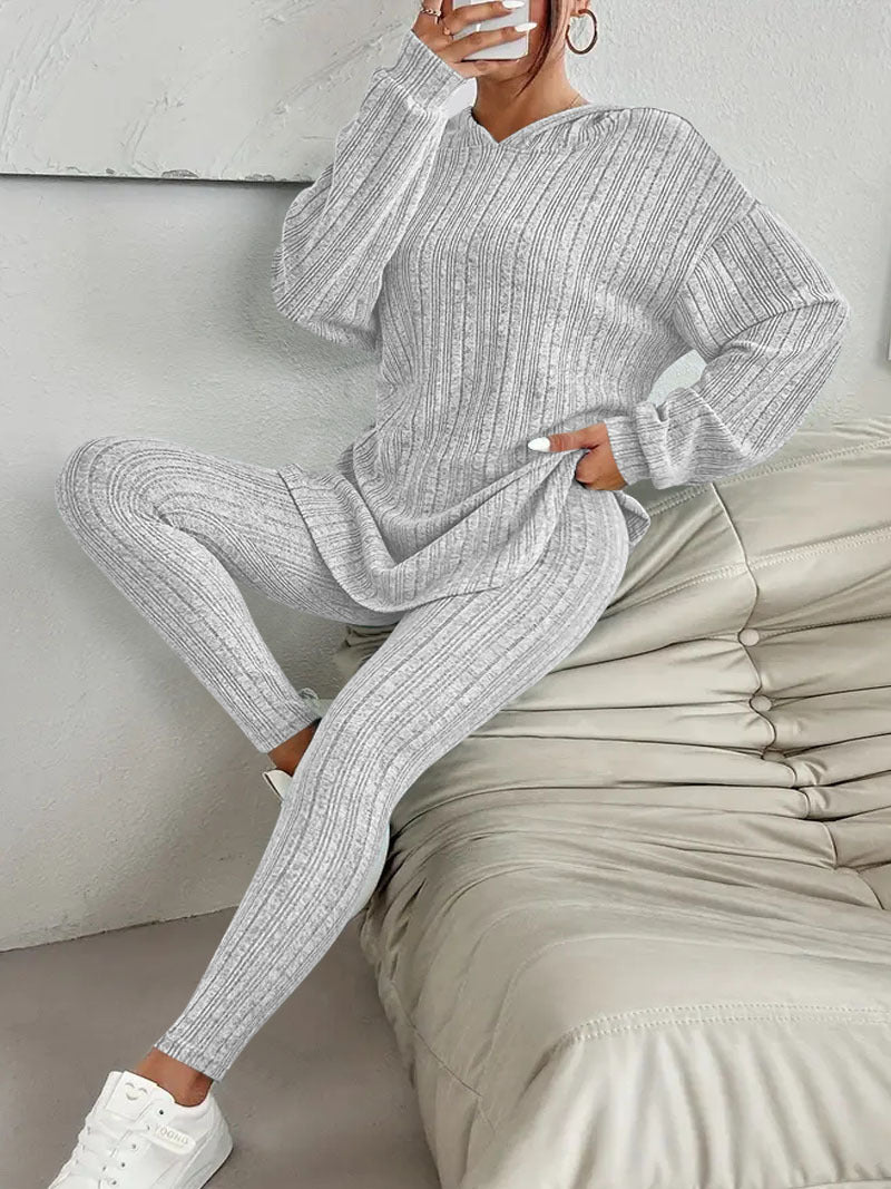 Damernas Loungewear Set med V-utfskärning och lös passform Mirla-Eva Jonsson