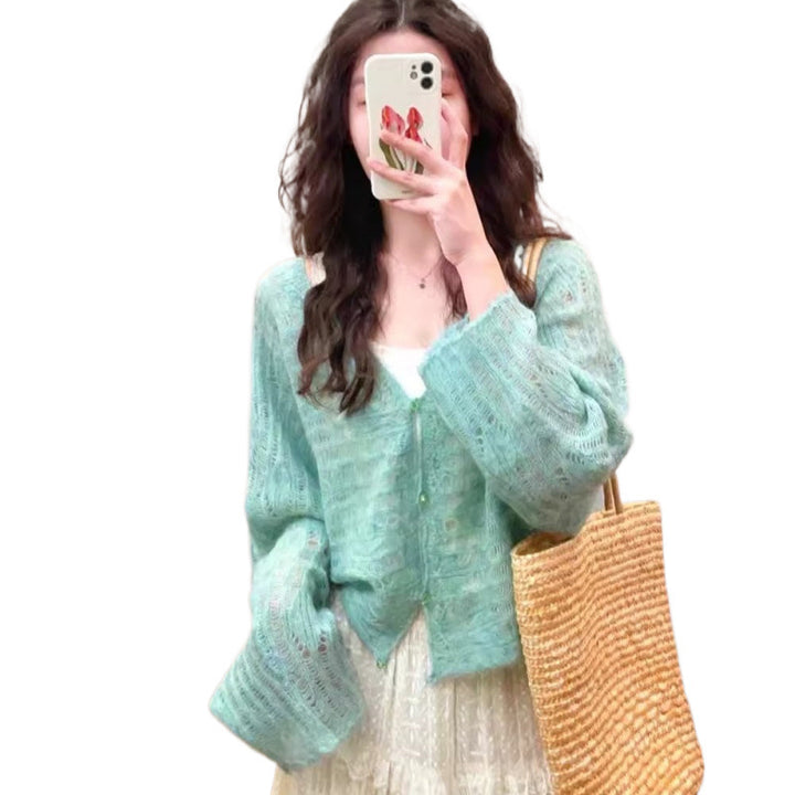 Damernas Luftig Stickad Cardigan med Fint Hålmönster och Vid Passform Eva Jonsson-Eva Jonsson