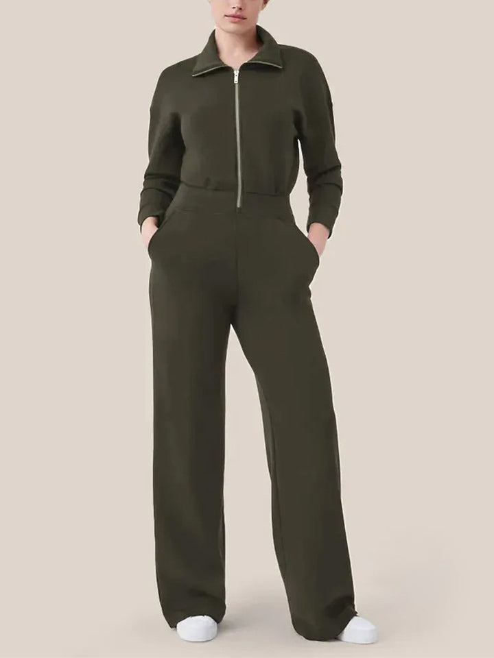 Damernas Lyxig Lounge-Jumpsuit med elegant Ståkrage och praktisk Dragkedja Mirla-Eva Jonsson