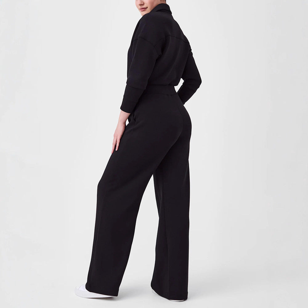 Damernas Lyxig Lounge-Jumpsuit med elegant Ståkrage och praktisk Dragkedja Mirla-Eva Jonsson