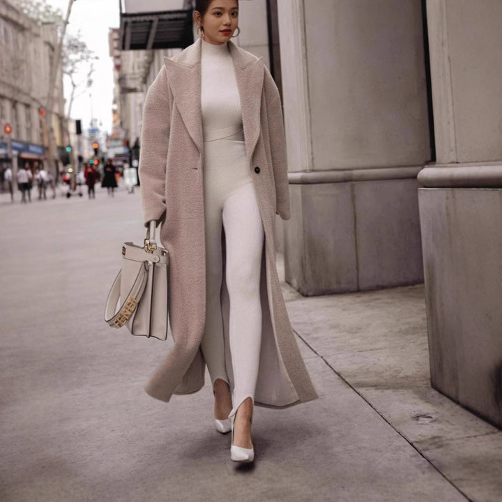 Damernas Lyxig Ullkappa med strukturerad Design och Klassisk Krage Eva Jonsson-Eva Jonsson