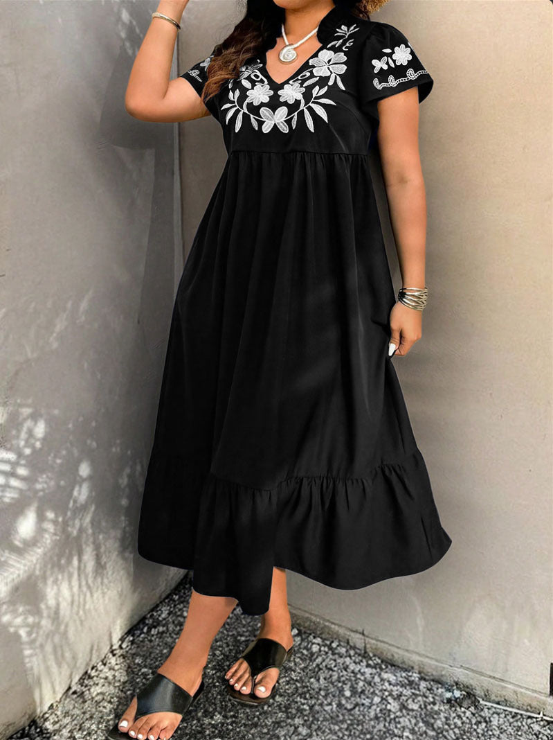 Damernas Maxiklänning med blommönster broderi och voluminös kjol Eva Jonsson-Eva Jonsson