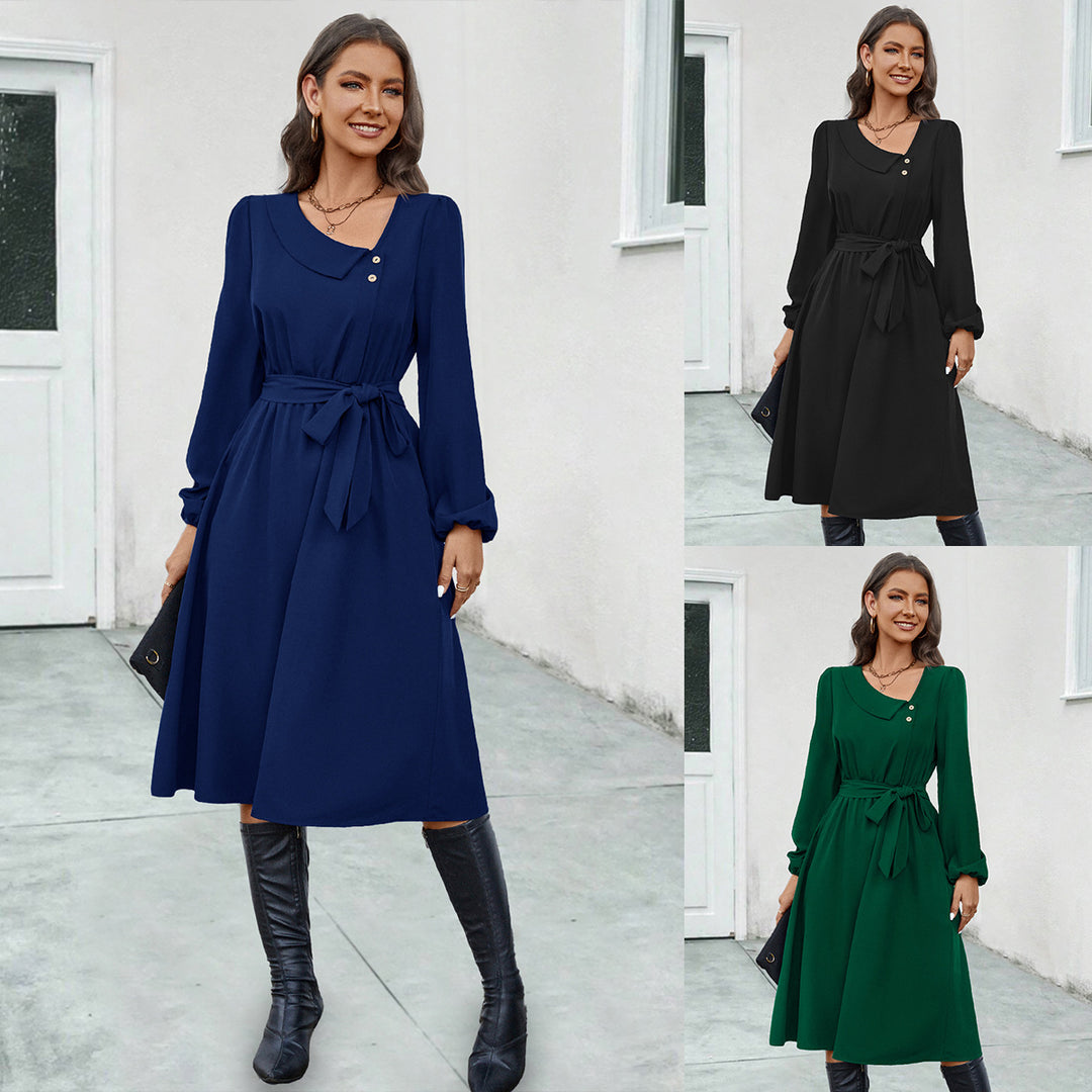 Damernas Midikjol med figursydd design och eleganta knappdetaljer Mirla-Eva Jonsson