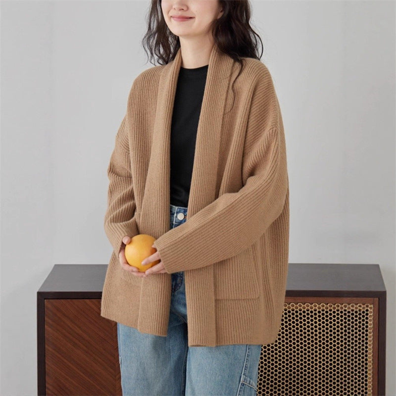 Damernas Mjuk Stickad Cardigan med Rundhals och Avslappnad Passform Eva Jonsson-Eva Jonsson