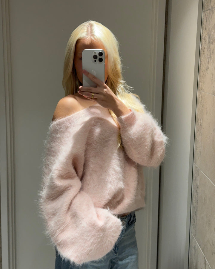 Damernas Mjuk pullover i mohair-blandning med oversized ärmar Mirla-Eva Jonsson