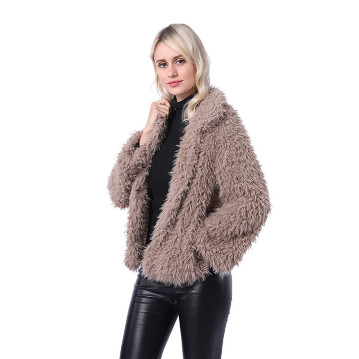 Damernas Mode Konstpälsjacka med elegant krage och sidofickor Mirla-Eva Jonsson