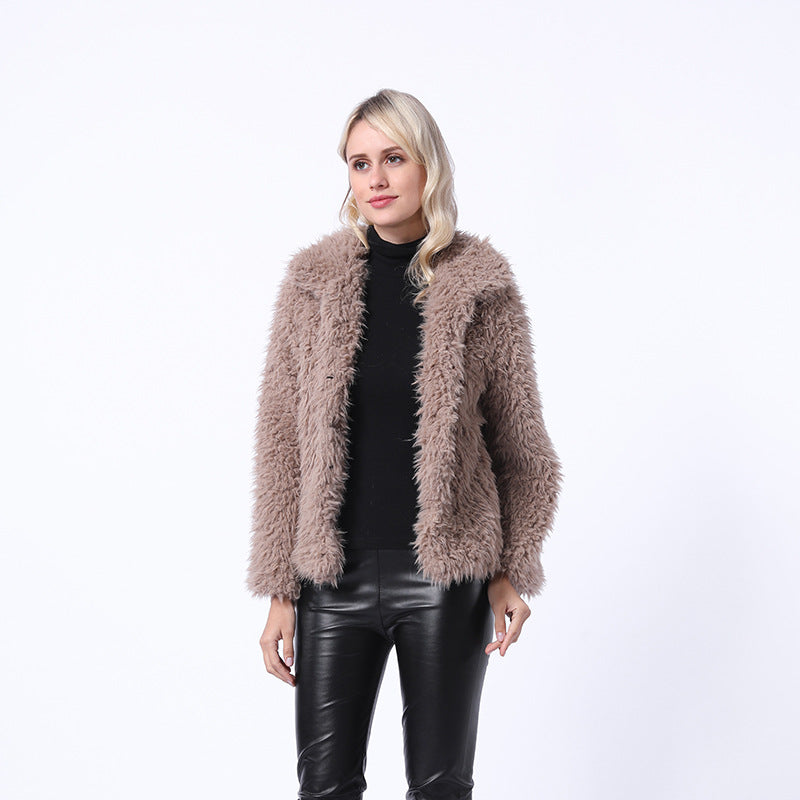 Damernas Mode Konstpälsjacka med elegant krage och sidofickor Mirla-Eva Jonsson
