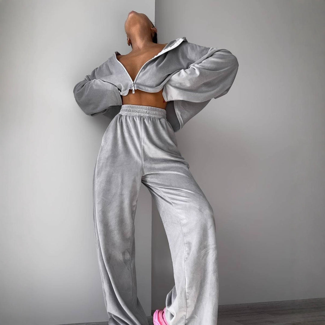 Damernas Mode Velours Set med kort topp och vida byxor Mirla-Eva Jonsson