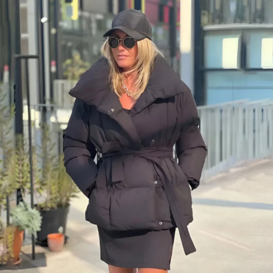 Damernas Modejacka Dunjacka med bred krage och justerbart bälte Mirla-Eva Jonsson