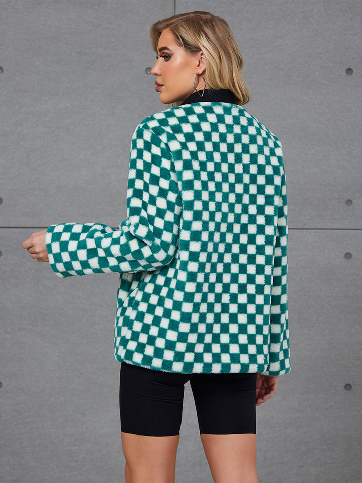 Damernas Modetrend Konstpälsjacka med rutmönster och hög krage Mirla-Eva Jonsson