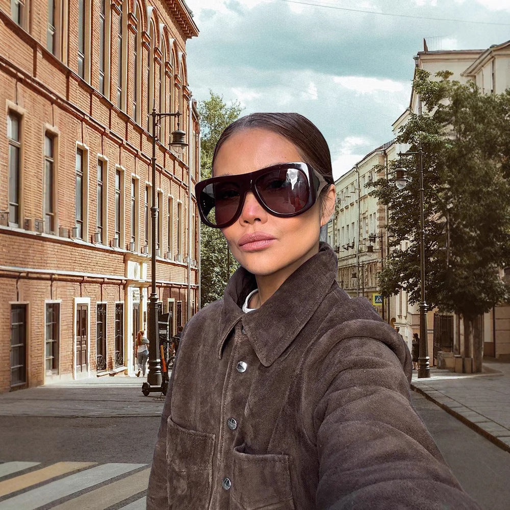 Damernas Modiska Mockajacka med strukturerad design och praktiska fickor Mirla-Eva Jonsson