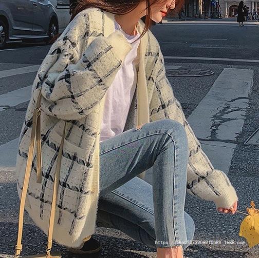 Damernas Mysig Oversized Stickad Kofta med Rutmönster Mirla-Eva Jonsson
