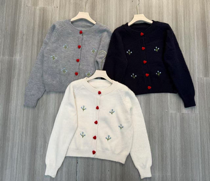 Damernas Mysiga Stickad Jacka med Hjärtan och Blommönster Mirla-Eva Jonsson
