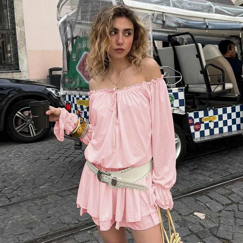 Damernas Off-Shoulder Fritidsklänning med svängande kjol och ömtåliga volangdetaljer Eva Jonsson-Eva Jonsson