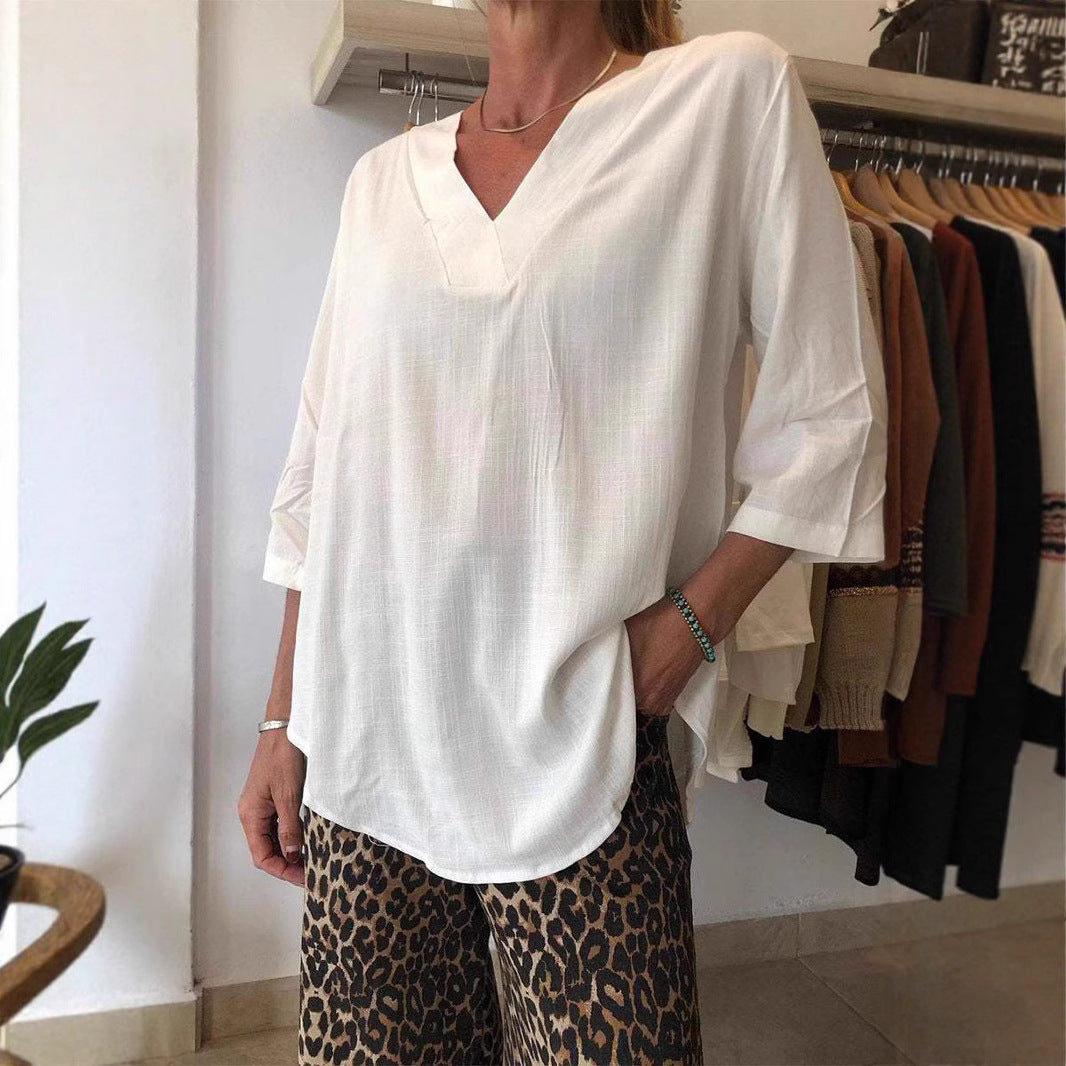 Damernas Oversize Tunika med modern V-hals och avslappnade ärmar Mirla-Eva Jonsson