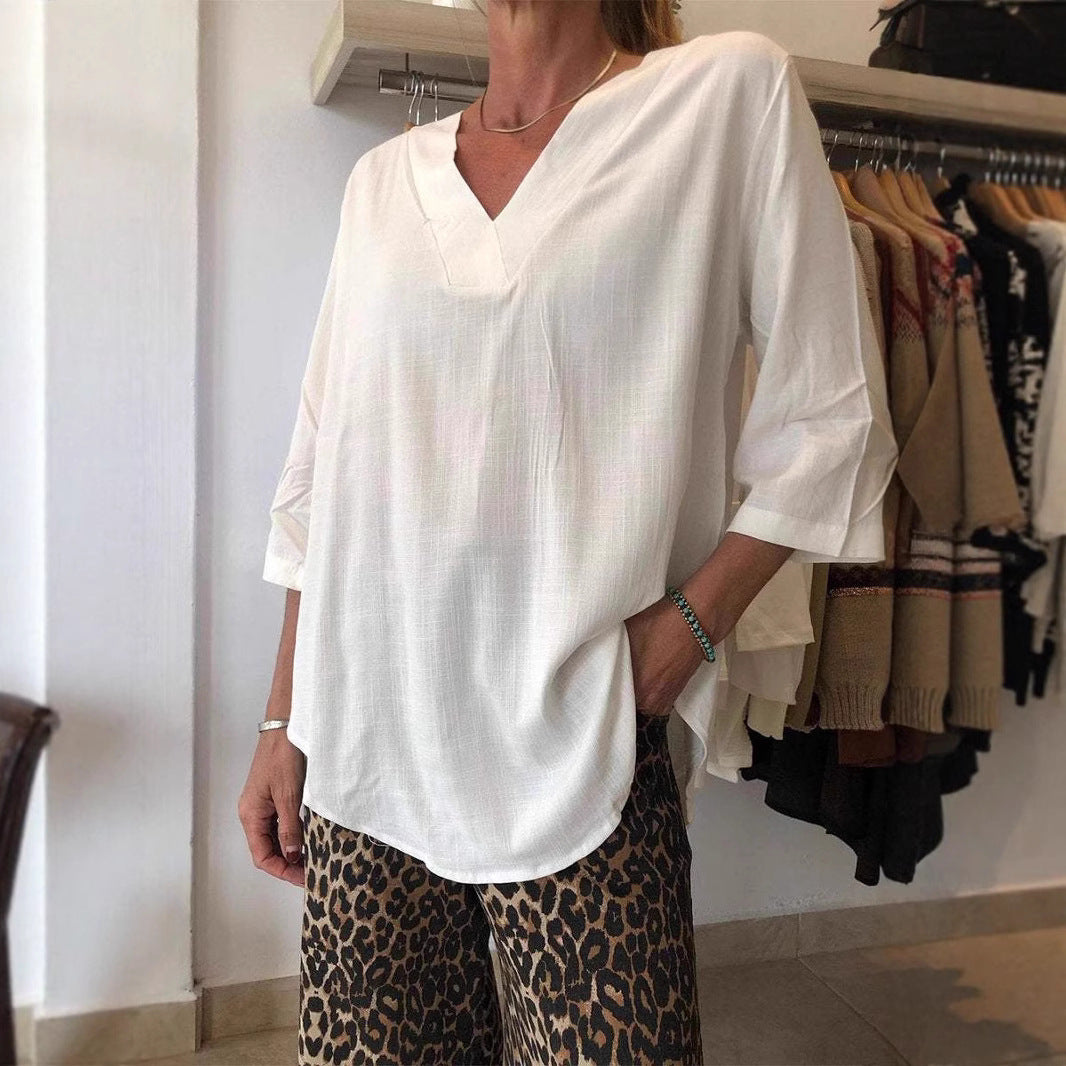 Damernas Oversize Tunika med modern V-hals och avslappnade ärmar Mirla-Eva Jonsson