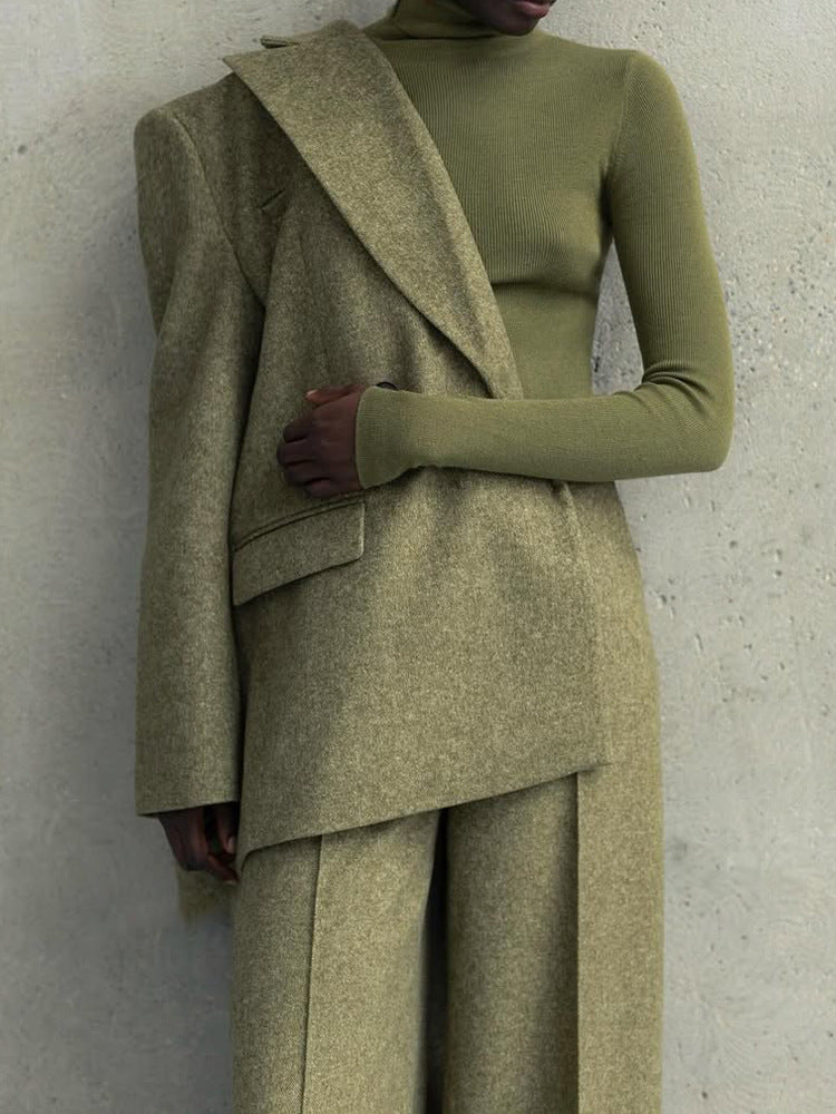 Damernas Oversized Blazer med asymmetrisk skärning och eleganta detaljer Mirla-Eva Jonsson