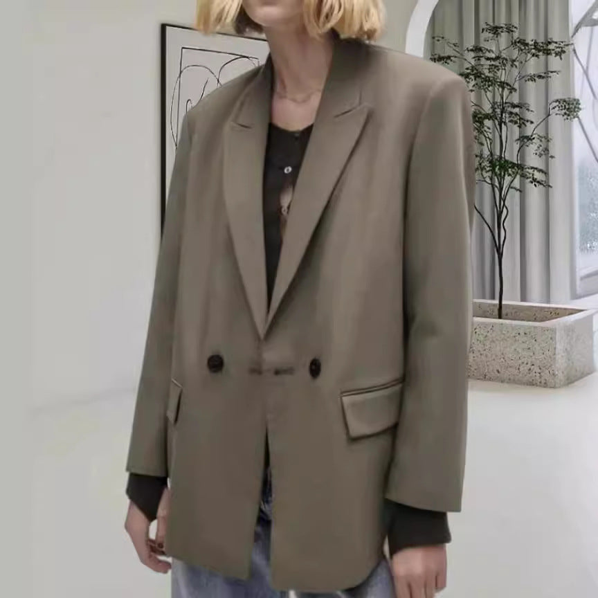 Damernas Oversized Blazer med elegant silhuett och dekorativa knappar Mirla-Eva Jonsson