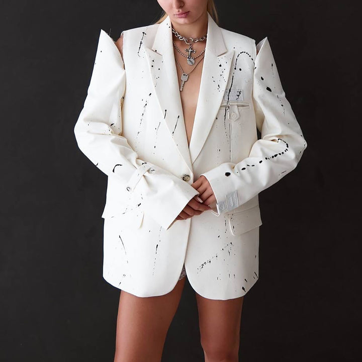 Damernas Oversized Blazer med modern skärning och eleganta detaljer Mirla-Eva Jonsson