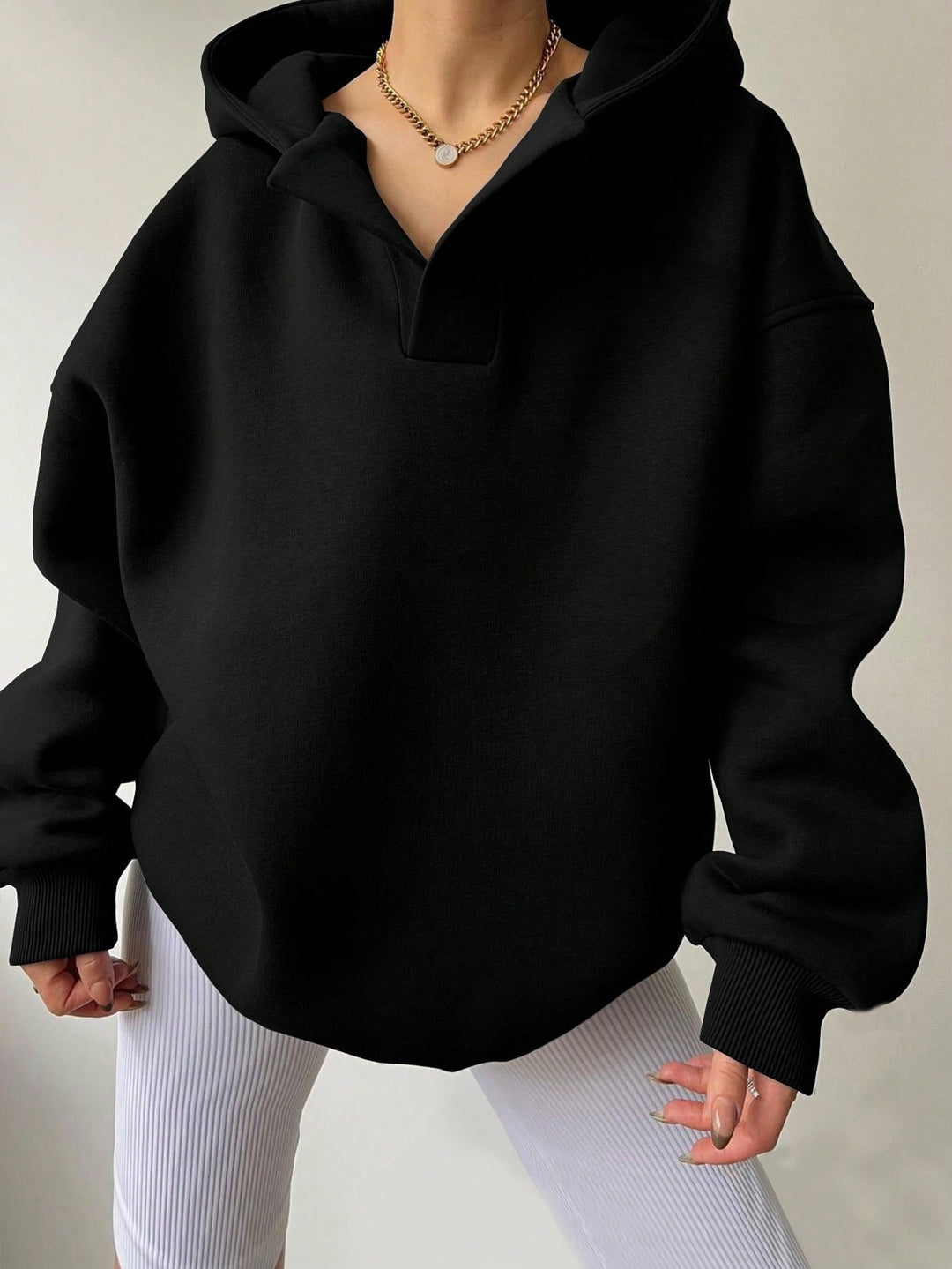 Damernas Oversized Hoodie med halvdragkedja Mirla-Eva Jonsson