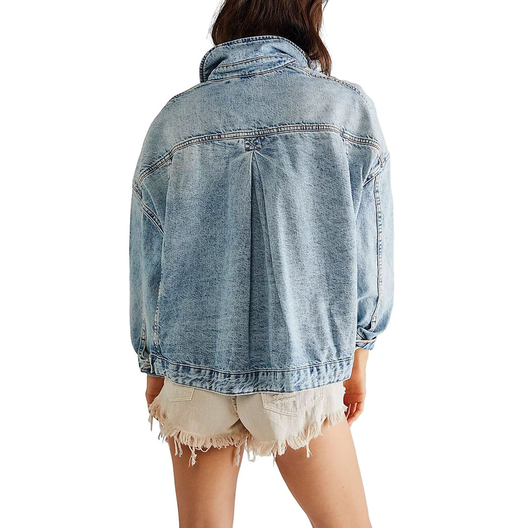 Damernas Oversized Jeanjacka med Fransig Kant och Lätt Skärning Mirla-Eva Jonsson