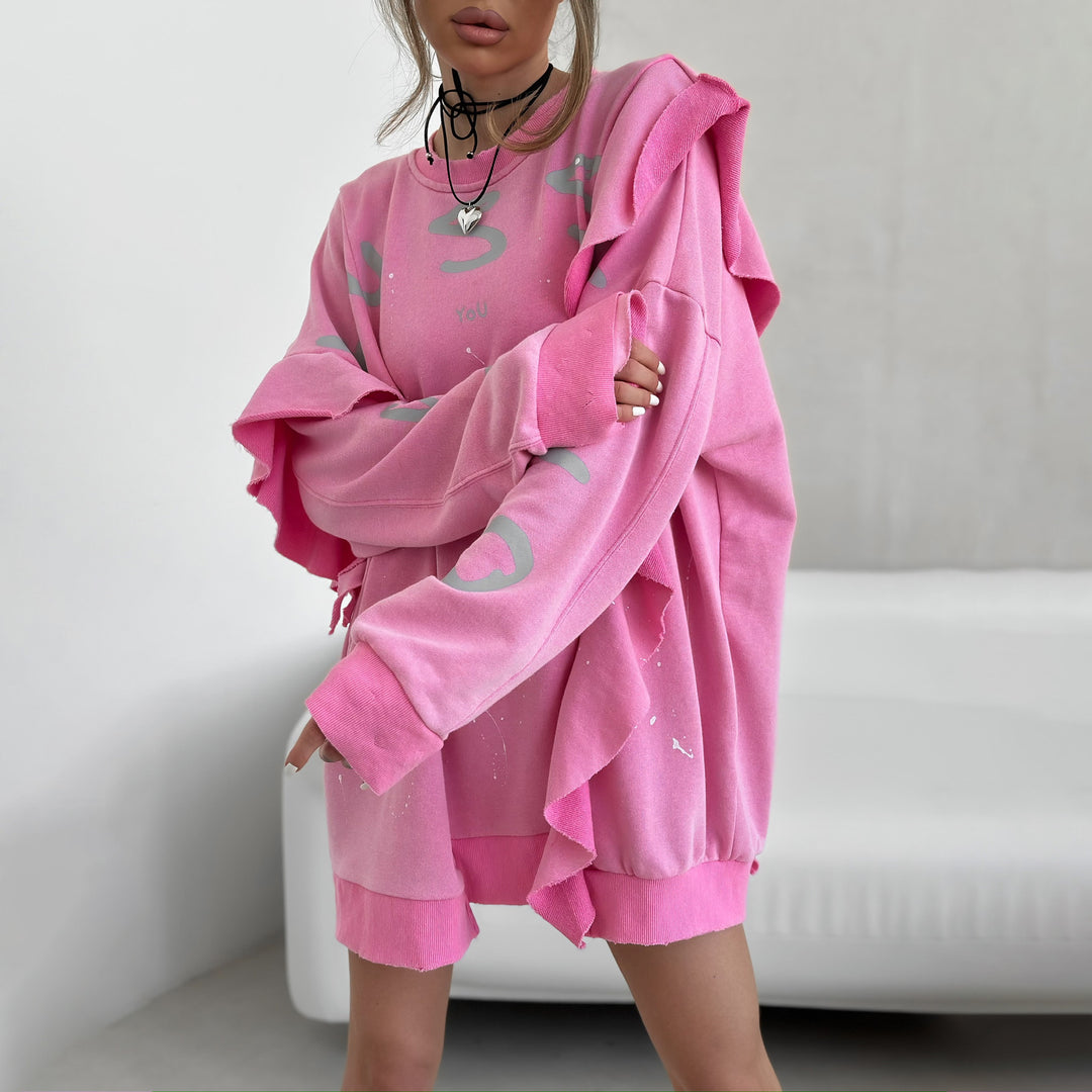 Damernas Oversized Sweatshirt med volanger och iögonfallande tryck Mirla-Eva Jonsson