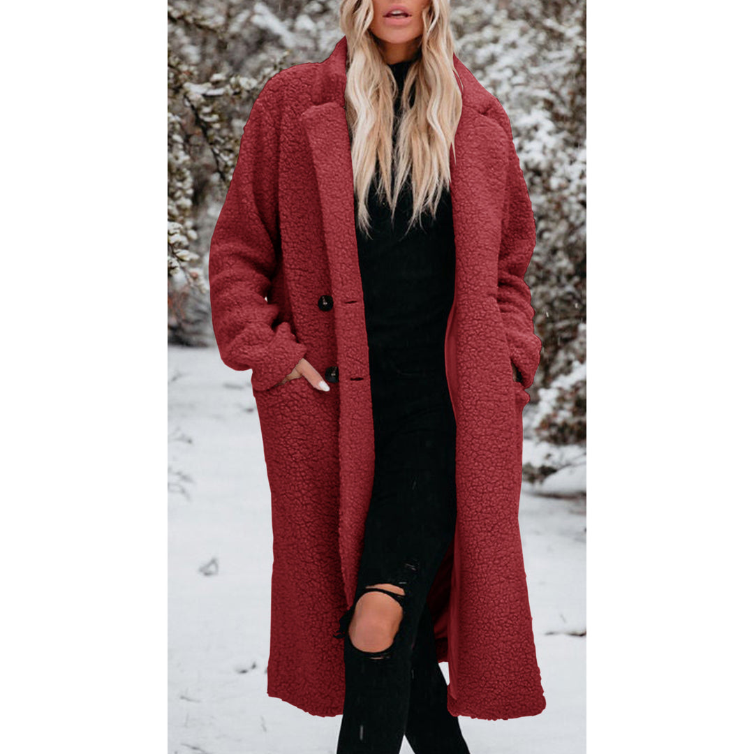 Damernas Oversized Teddy-kappa med knäppning och praktiska fickor Eva Jonsson-Eva Jonsson