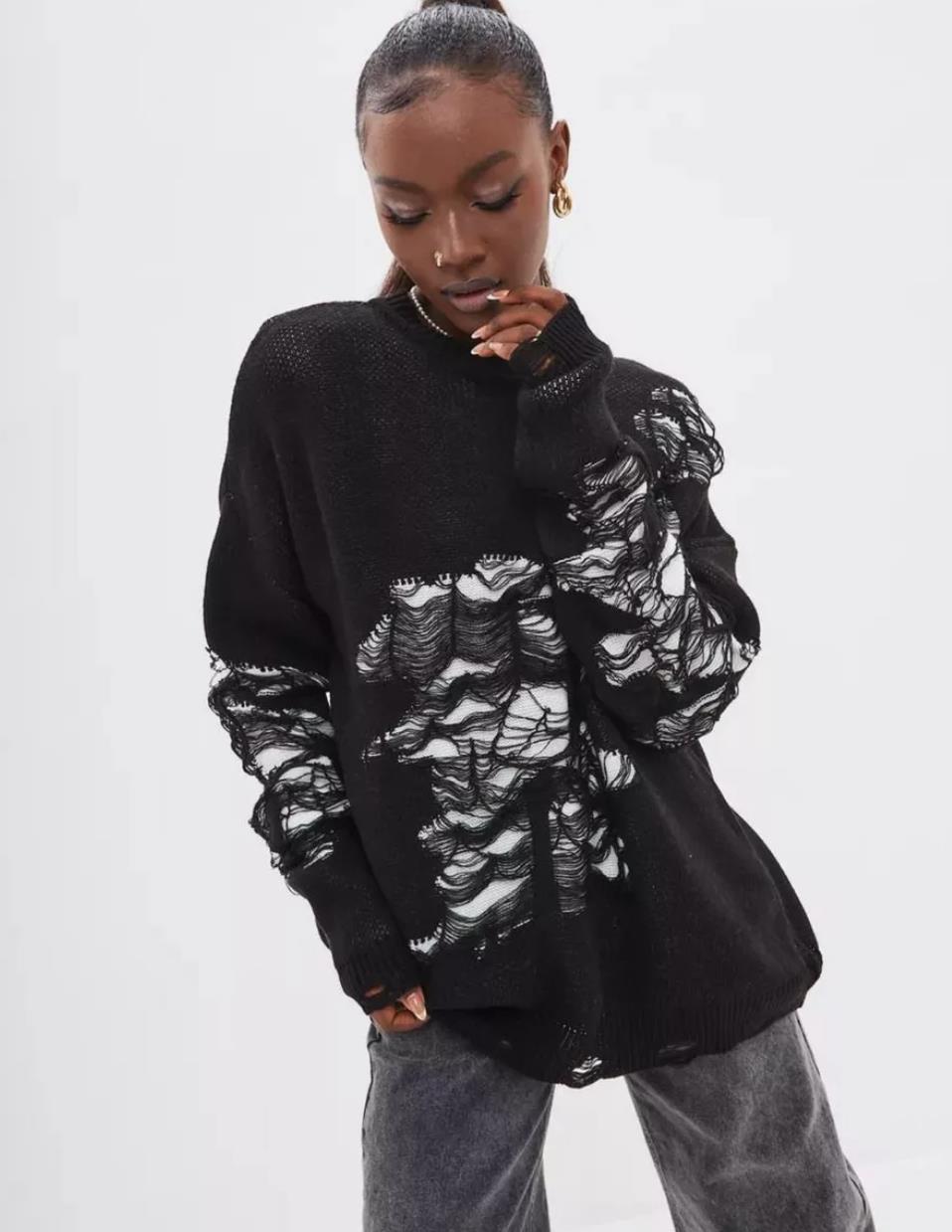 Damernas Oversized Tröja med kreativ strukturdesign och unika detaljer Mirla-Eva Jonsson