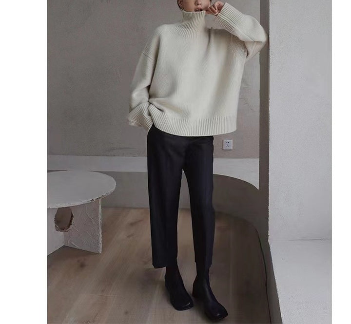 Damernas Oversized Turtleneck Tröja med Mjuk Stickad Mirla-Eva Jonsson