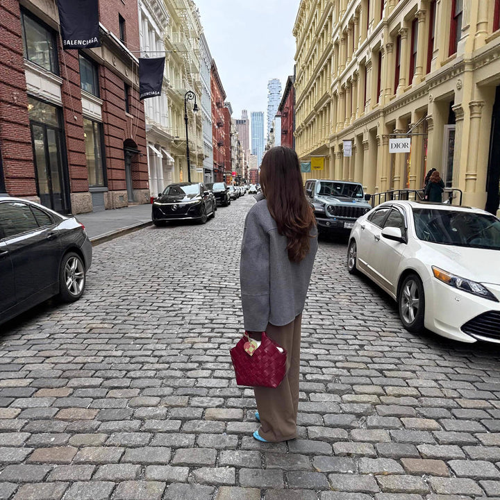 Damernas Oversized Ulljacka med ovanlig skärning och praktiska fickor Mirla-Eva Jonsson