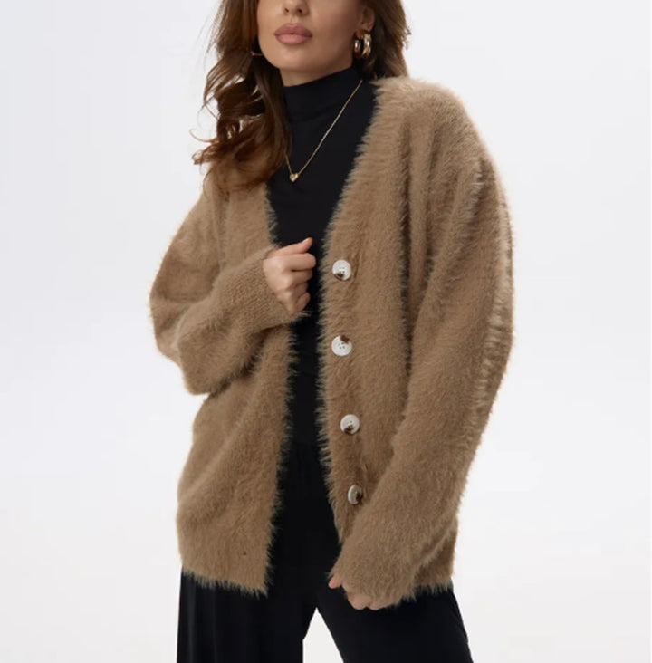 Damernas Plufsig Cardigan med Pärlknappar och Lätt Passform Eva Jonsson-Eva Jonsson