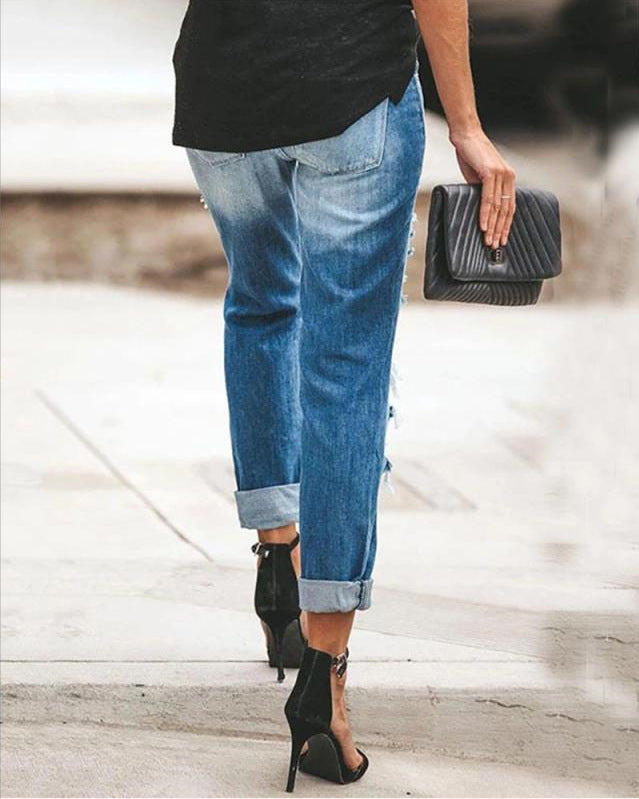 Damernas Ripped Jeans i modern Slim-Fit passform med fransiga detaljer Mirla-Eva Jonsson
