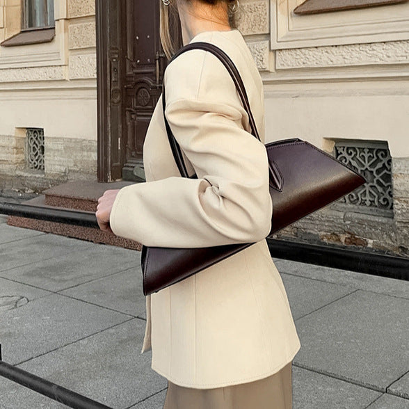 Damernas Snygg Oversized Blazer med strukturerad skärning och knappt detaljer Mirla-Eva Jonsson